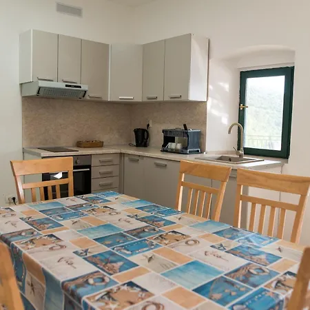 度假居 Bacinelle With Pool & Sea View *