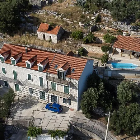Bacinelle With Pool & Sea View * Градац